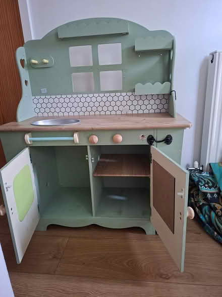 Photo of free Small unit (DE73) #2