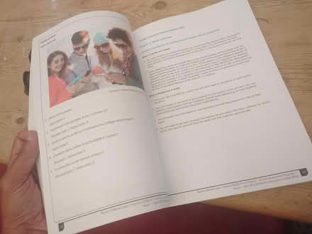 Photo of free Edexcel GCSE French – text book (Wigmore ME8) #3