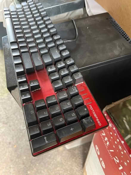 Photo of free Clickety clackety keyboard (DE56 - Duffield) #1