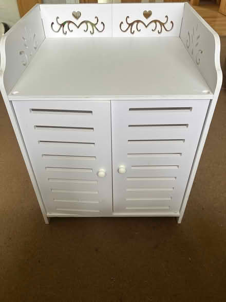 Photo of free Small white cabinet (Chaddesden DE21) #2