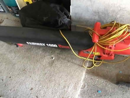 Photo of free Leaf blower and hedge trimmer (Blackmore CM4) #2