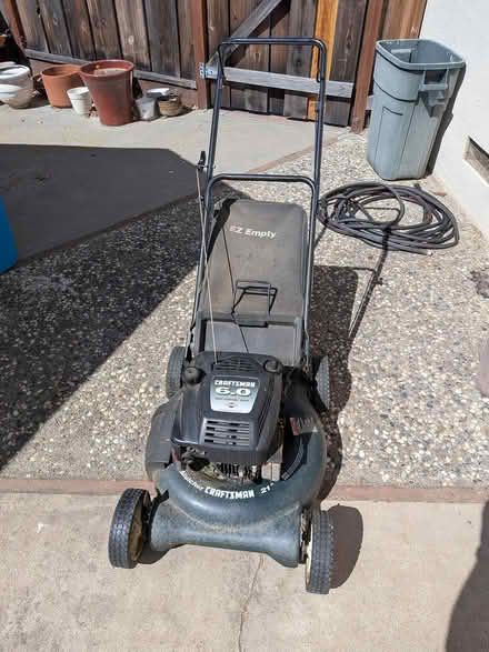 Photo of free Craftsman lawnmower (Gilroy (3rd and Wren Area)) #1