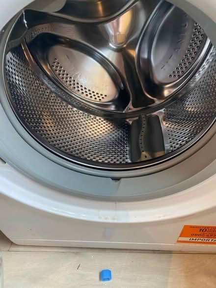 Photo of free Washer / Dryer (Loughton IG10) #2