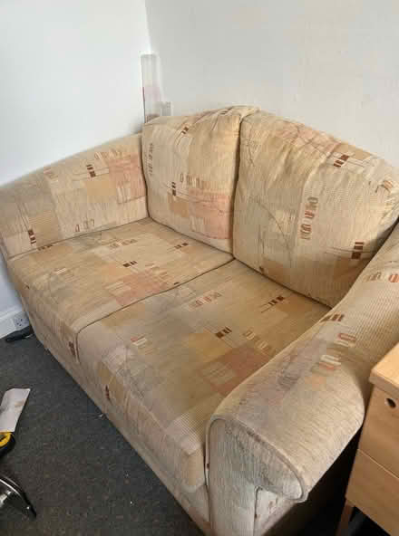 Photo of free Small sofa (Canonmills EH3) #1