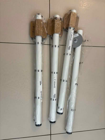 Photo of free 4 White ikea desk or table legs (Notting Hill Gate W11) #1