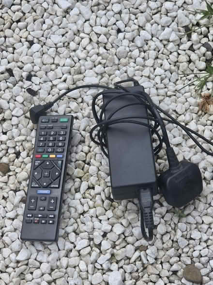 Photo of free 40inch flatscreen Sony TV 2015 (Leeds LS15) #3