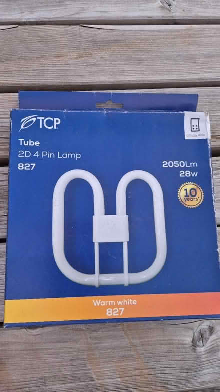 Photo of free 2d 4 pin lamp (Downham BR1) #1