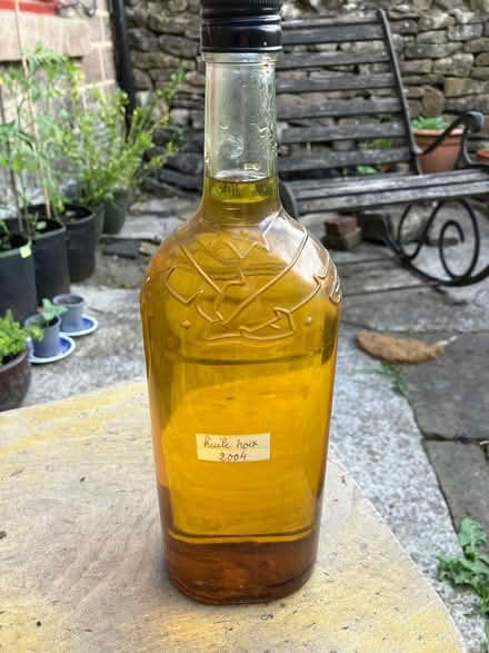 Photo of free Walnut oil (Belper DE56) #1