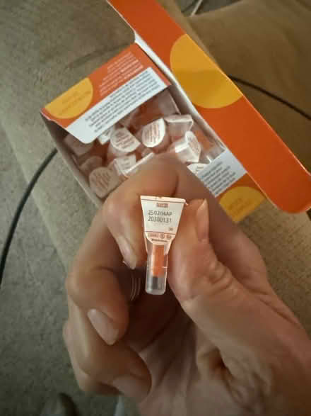Photo of free Sure comfort pen needles (North Longmont) #2
