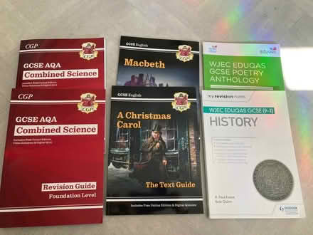 Photo of free GCSE revision books (Heysham LA3) #1