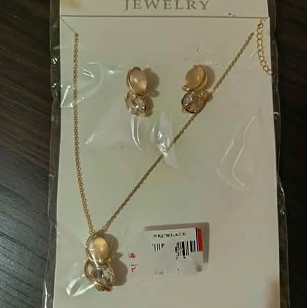 Photo of free 3 gifts (Wycombe Marsh HP11) #3