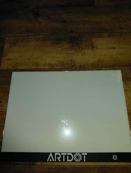 Photo of free A3 lightbox (Rowner PO13) #1