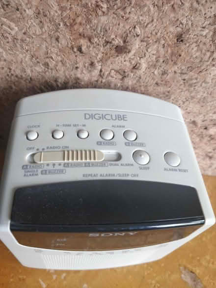 Photo of free Sony radio-alarm (Ravelston EH4) #2