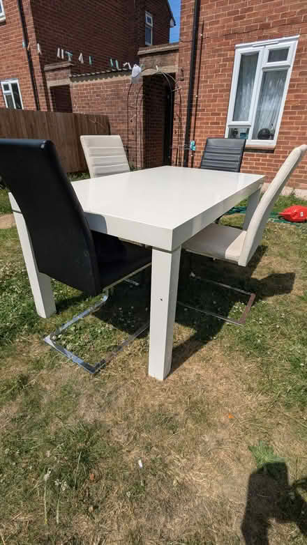 Photo of free Table and 4 chairs (NR21) #2