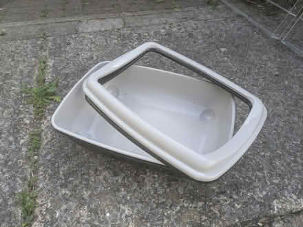 Photo of free 2 Cat Litter Trays (Twerton BA2) #1