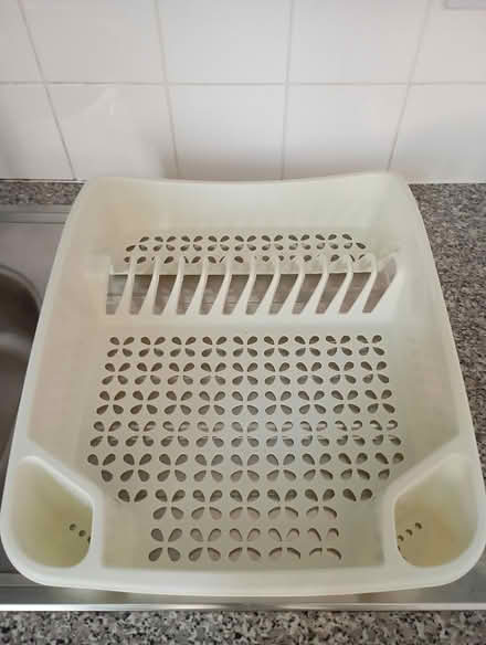 Photo of free Dish drying rack for washing up (Gants Hill / IG2) #1