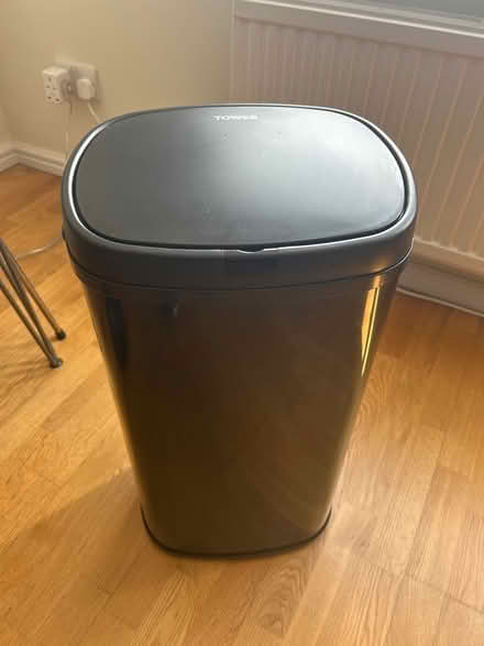 Photo of free Tower bin (SW12) #1