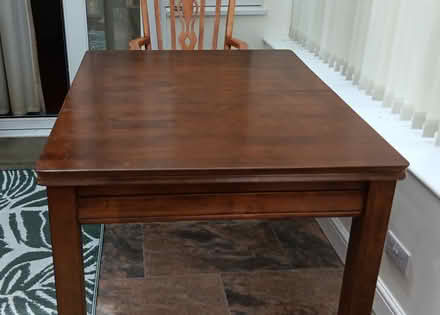 Photo of free 4-8 Seater Expanding Dining Table (Barnby Dun DN3) #1