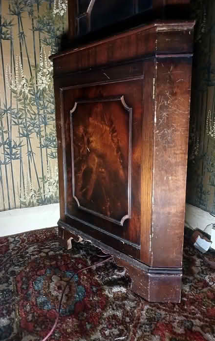 Photo of free Corner Display Cabinet (N16 Stamford Hill, Hackney) #3