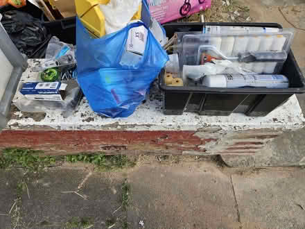 Photo of free Various decorating/plumbing bit (IG3) #1