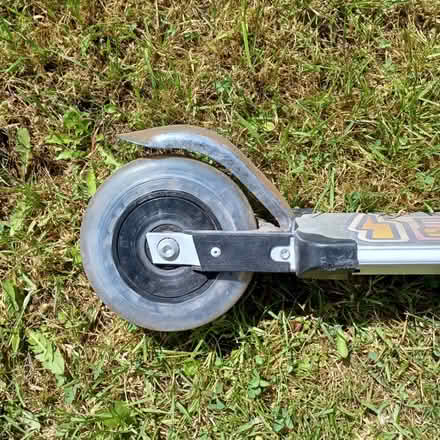 Photo of free Lightning Strike child's scooter (East Kilbride G74) #4