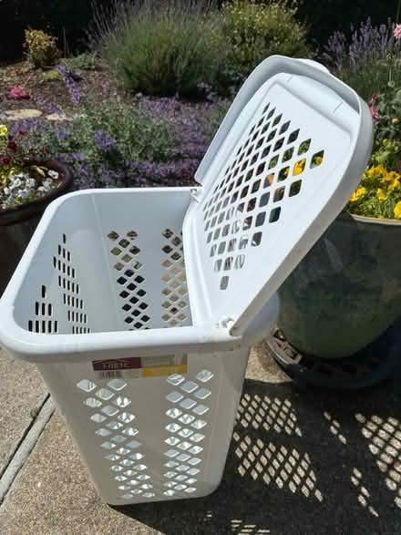Photo of free Laundry hamper (Linda Mar area, Pacifica) #3