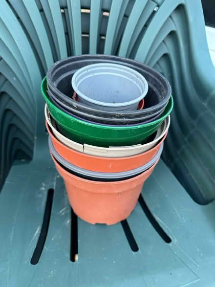Photo of free Few flower pots (Hazlemere HP15) #1