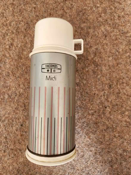 Photo of free Thermos Flask (Tring HP23) #1