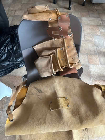 Photo of free Leather workman’s belt & apron (Oswestry SY11) #1