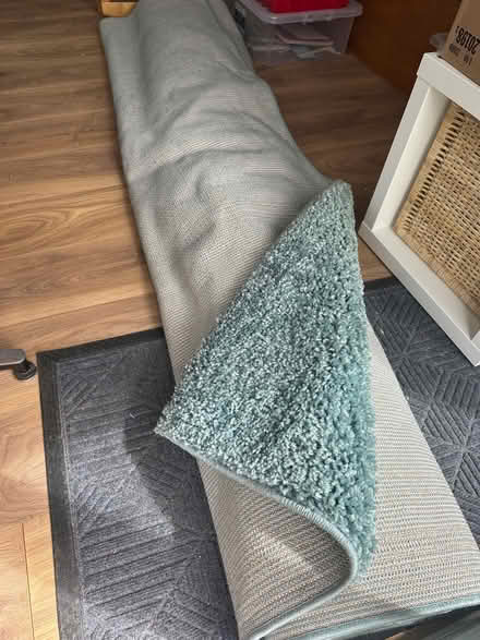 Photo of free Blue tufted rug 200cm x290cm (Trowbridge BA14) #3