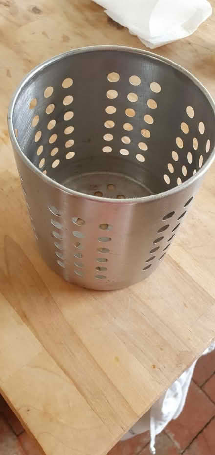 Photo of free Utensils holder (West Bridgford, NG2) #1