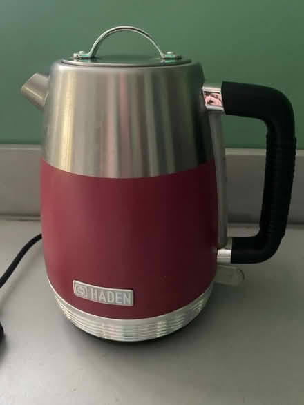 Photo of free Working kettle (Harlesden) #2
