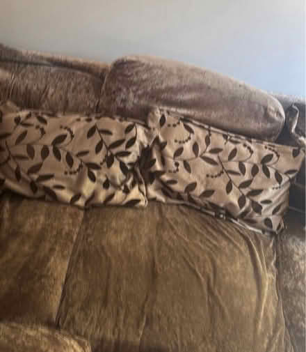 Photo of free Corner brown sofa (Cb75yy) #3