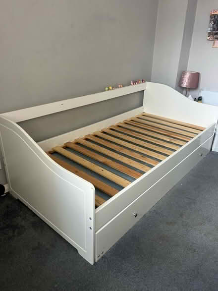 Photo of free Trundle bed (CT7) #3