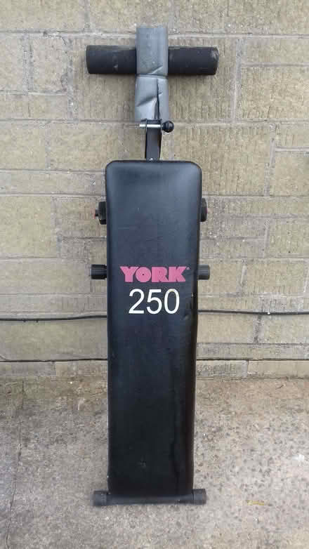 Photo of free Abs Bench (Clutton Hill BA2) #1