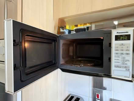 Photo of free Microwave (Near Warwick Avenue station W9) #2