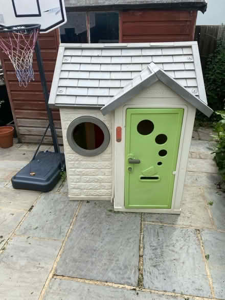 Photo of free Wendy House (Hayes UB3) #1