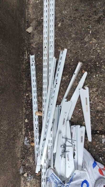 Photo of free Metal shelf brackets (Ipswich IP4) #1