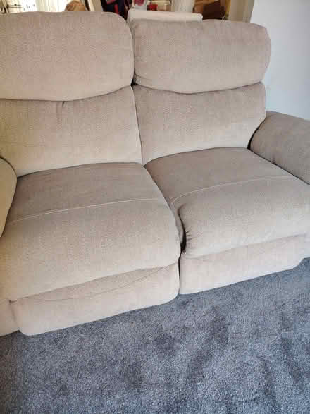 Photo of free 2 seater electric recliner 2 chairs (Blyth NE24) #1