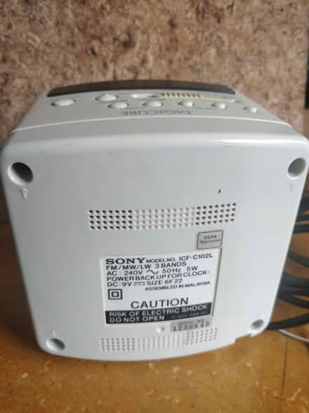 Photo of free Sony radio-alarm (Ravelston EH4) #3
