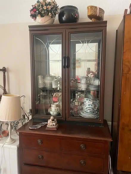Photo of free Glass display cabinet (Olive Mount L15) #1