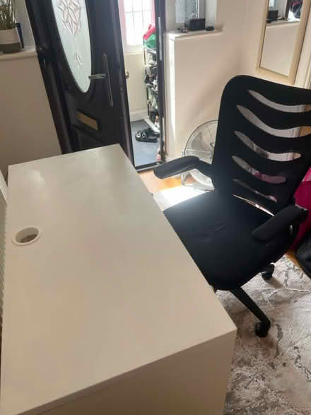 Photo of free Study desk and the office chair (Southgate) #1