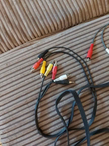 Photo of free Electric cables (Radcliffe M26) #2