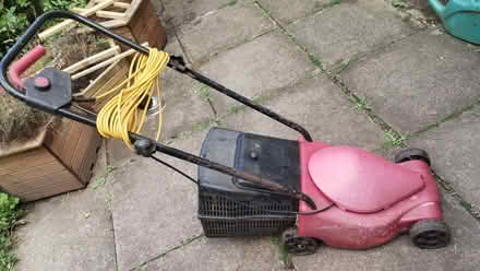 Photo of free Lawn mower (Holbrooks CV6) #1