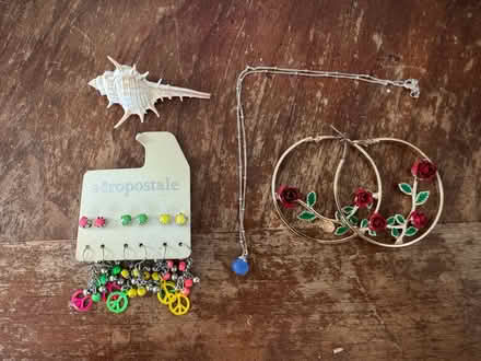 Photo of free Assortment of jewelry (Belmont) #4