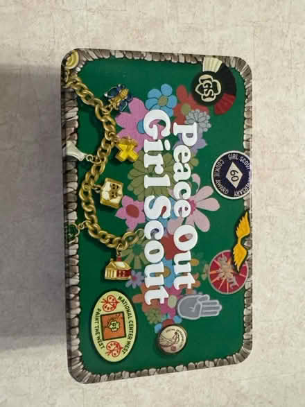 Photo of free Girl scout tin (Downers Grove - South) #1