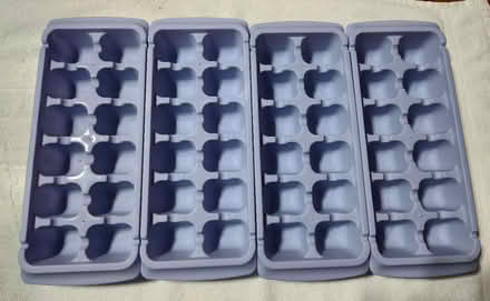Photo of free 4 purple / lilac ice cube trays (Saugus) #1