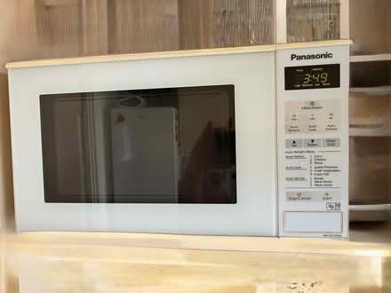 Photo of free Microwave (Near Warwick Avenue station W9) #1