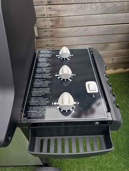 Photo of free Weber Genesis Silver gas bbq (SW17) #2