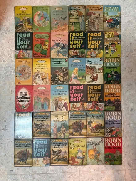 Photo of free Lots and lots of children’s books (East Coast) #1
